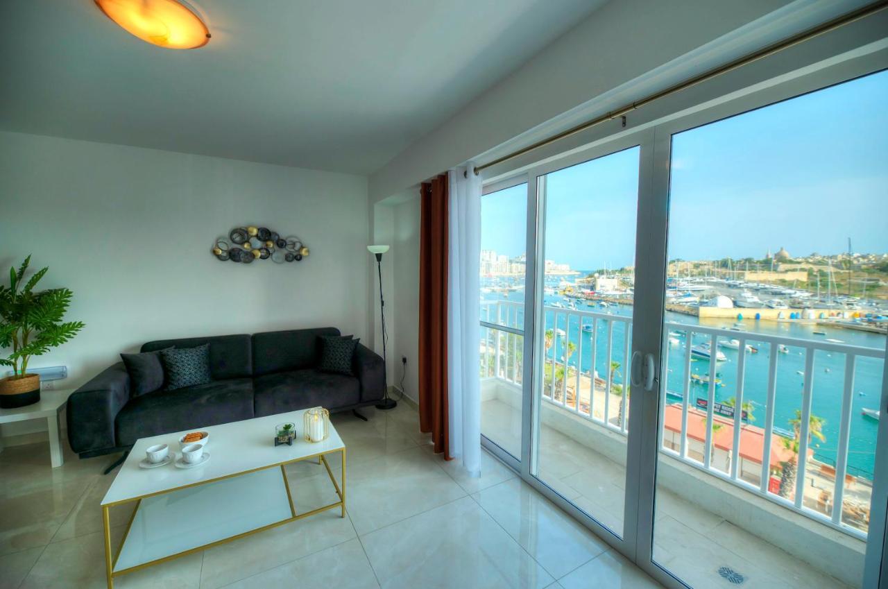 Seafront Beautifully Furnished 2 Bedrooms Gogzr-3 グジラ エクステリア 写真