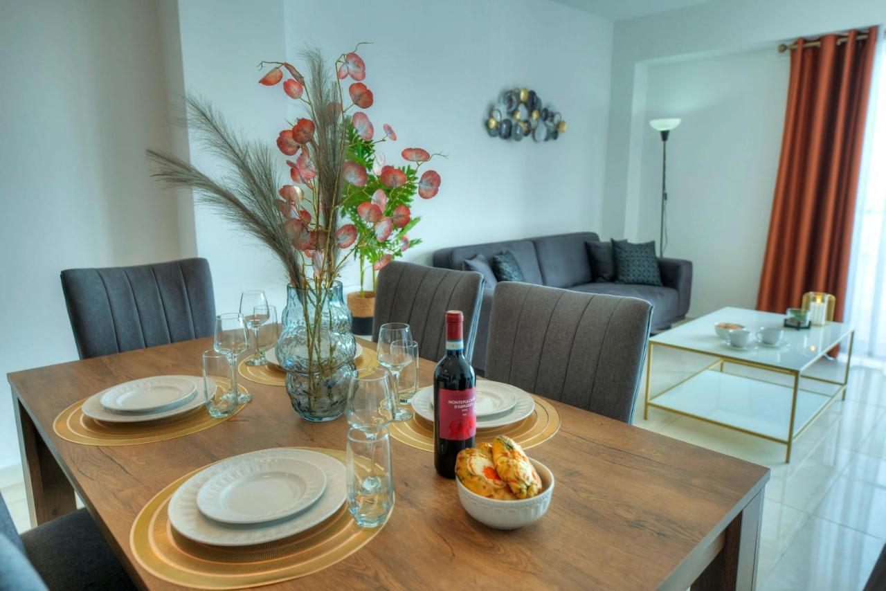 Seafront Beautifully Furnished 2 Bedrooms Gogzr-3 グジラ エクステリア 写真