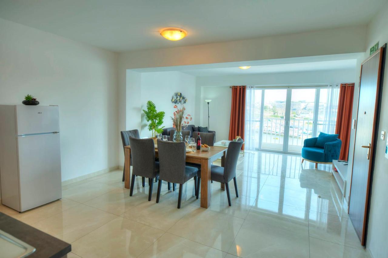 Seafront Beautifully Furnished 2 Bedrooms Gogzr-3 グジラ エクステリア 写真
