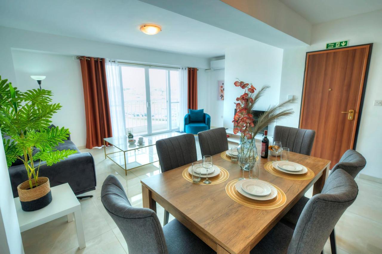 Seafront Beautifully Furnished 2 Bedrooms Gogzr-3 グジラ エクステリア 写真